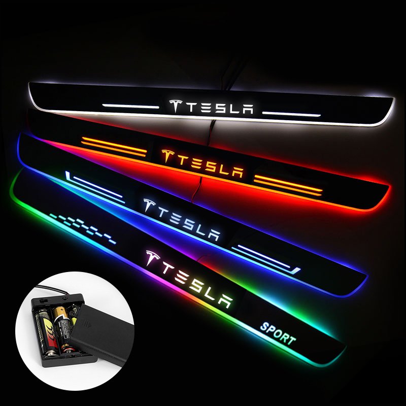 Tesla kompatibles Auto LED Türeinstiegsleisten Mit LOGO - Angetrieben durch  AA-Batterien 
